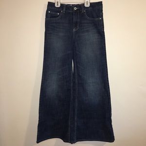 London Jean Mid Rise Wide Leg Jeans size 10